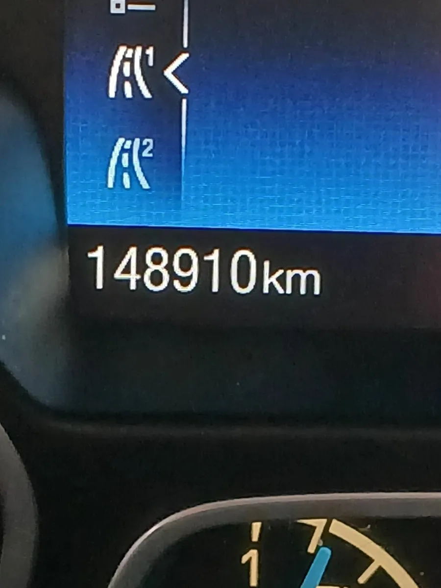 Ford Focus 2015 - Image 2