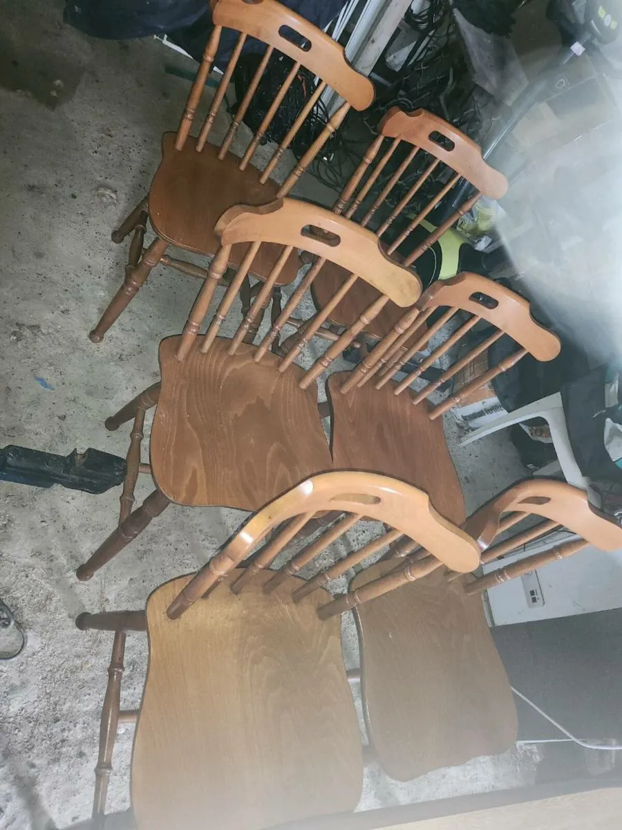 Table and 6 chairs - Image 4