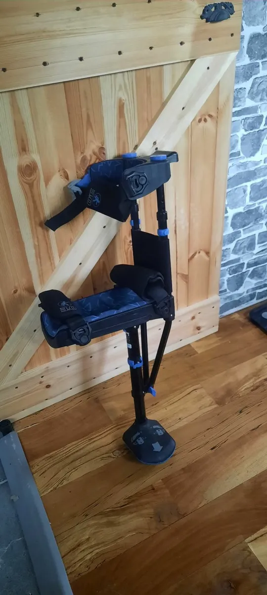 " I Walk" good combination with knee scooter or le - Image 3