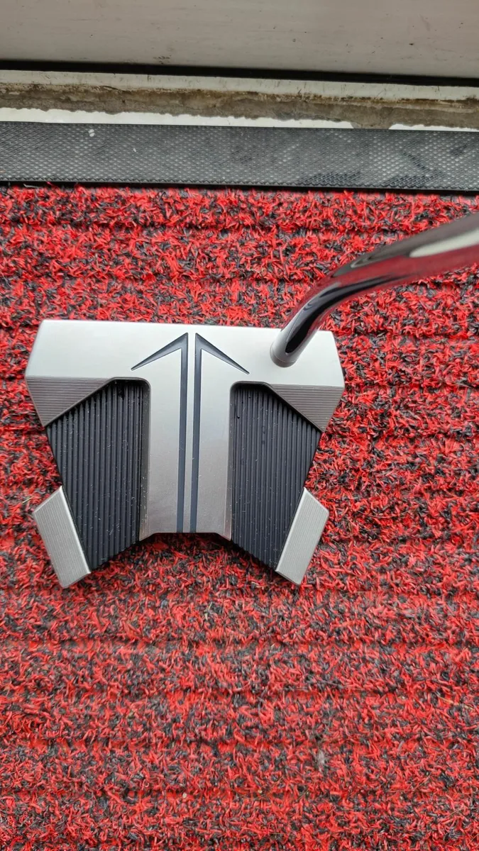 Left hand Scotty Cameron putter - Image 1