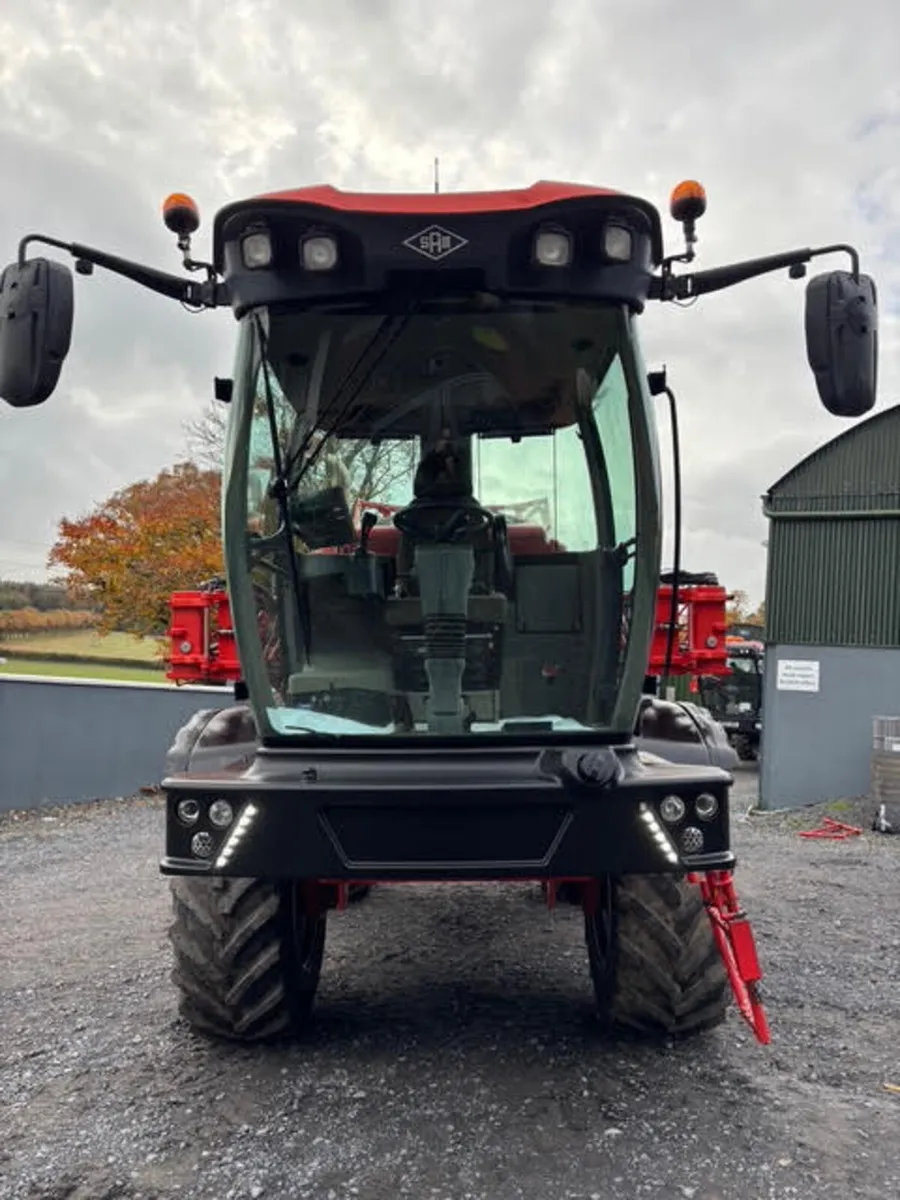 Sands/Sam Horizon 4000 - Self Propelled Sprayer - Image 4