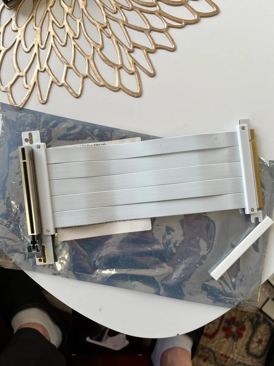 PCIE 4.0 Riser Cable