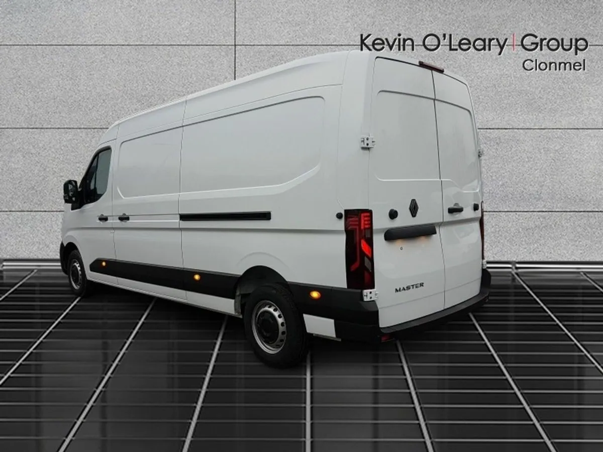 Renault Master MASTER LM35 START 130BHP - Image 3
