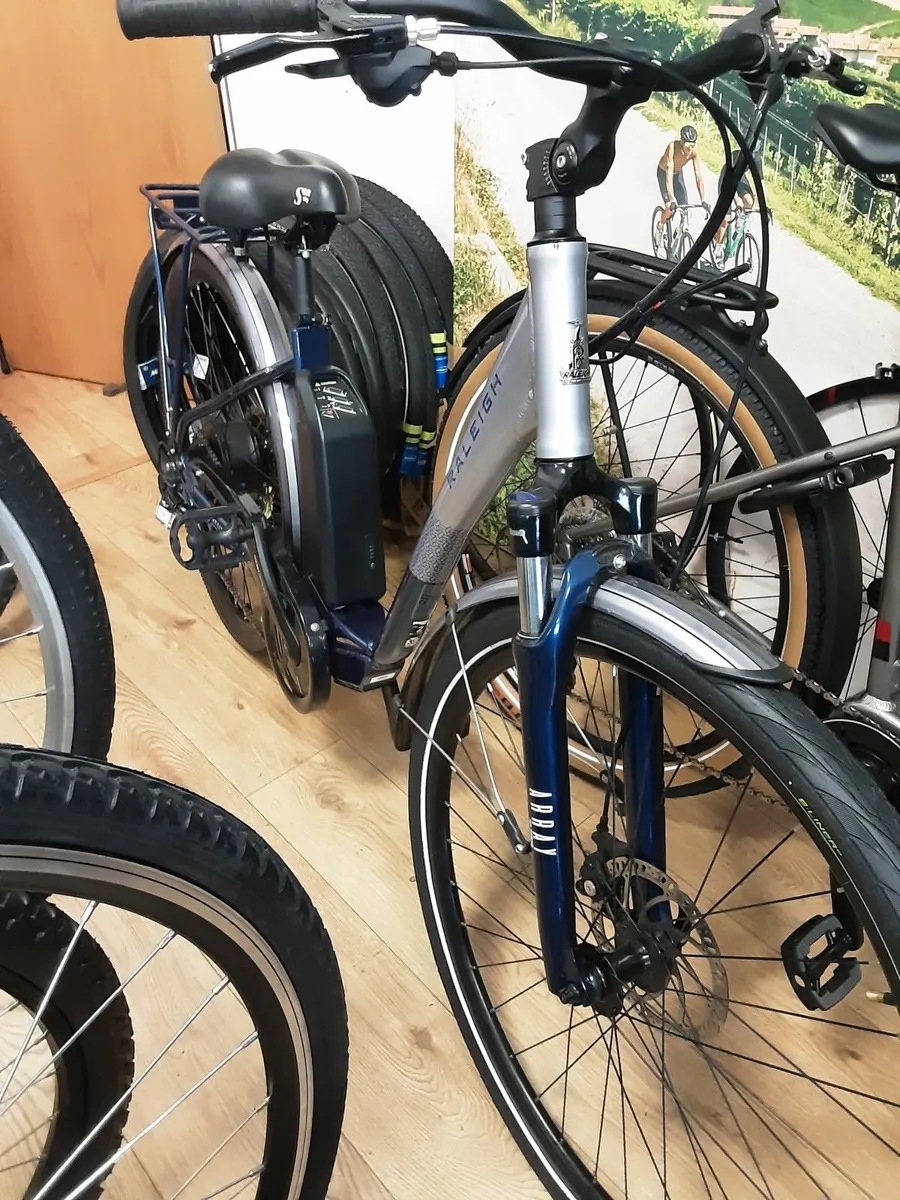 Used Raleigh Array Electric Bike - Image 2