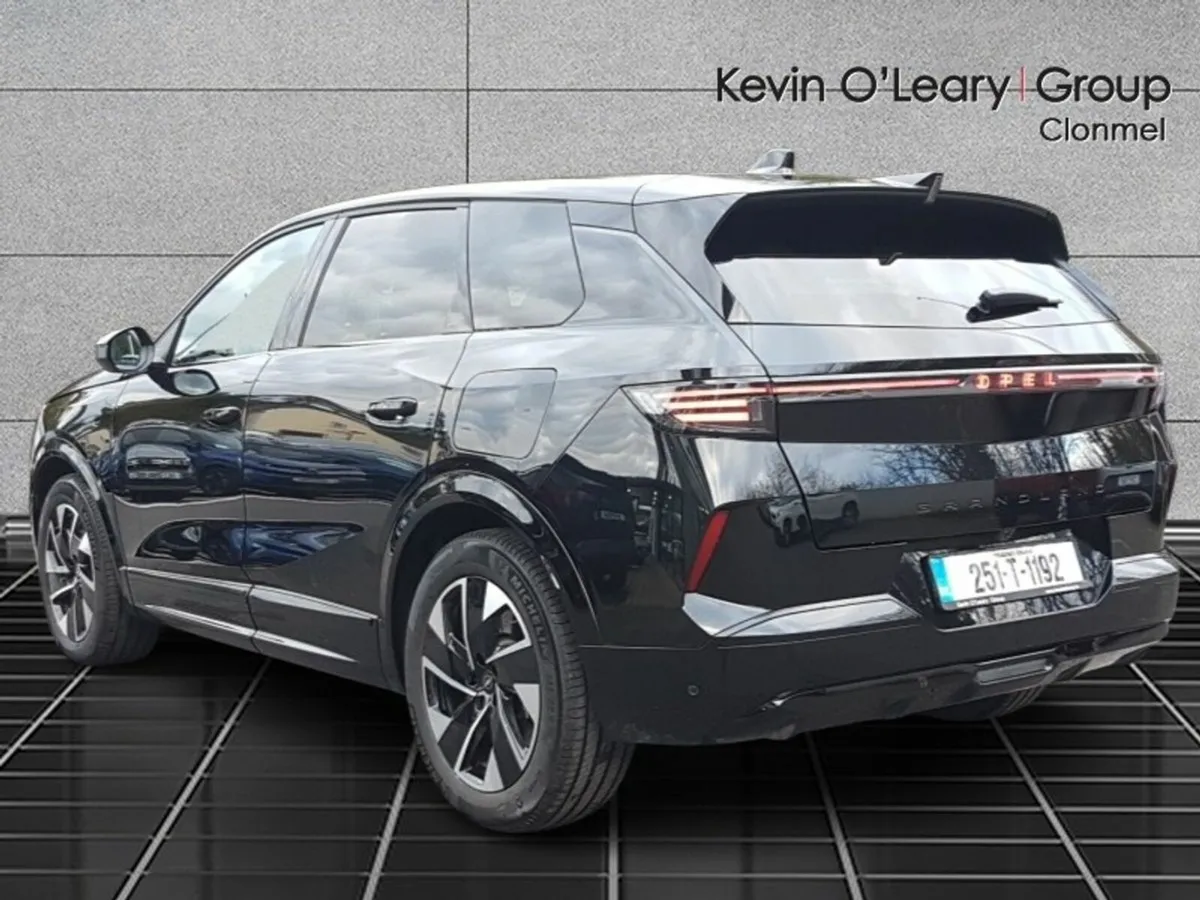 Opel Grandland GS 73 kWh BEV - Image 3