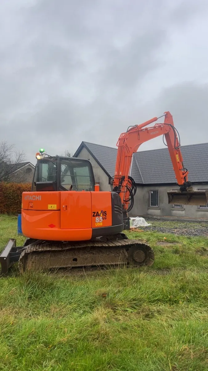 Hitachi 85-3 - Image 1