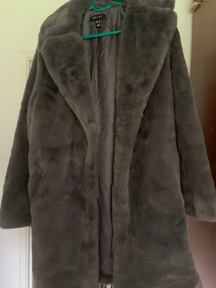 Pink sleeveless gilet/New  Look Soft Faux coat - Image 2