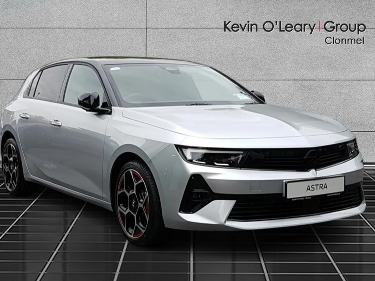 Opel Astra GS 1.2 TURBO 110PS 6 SPEED - Image 1