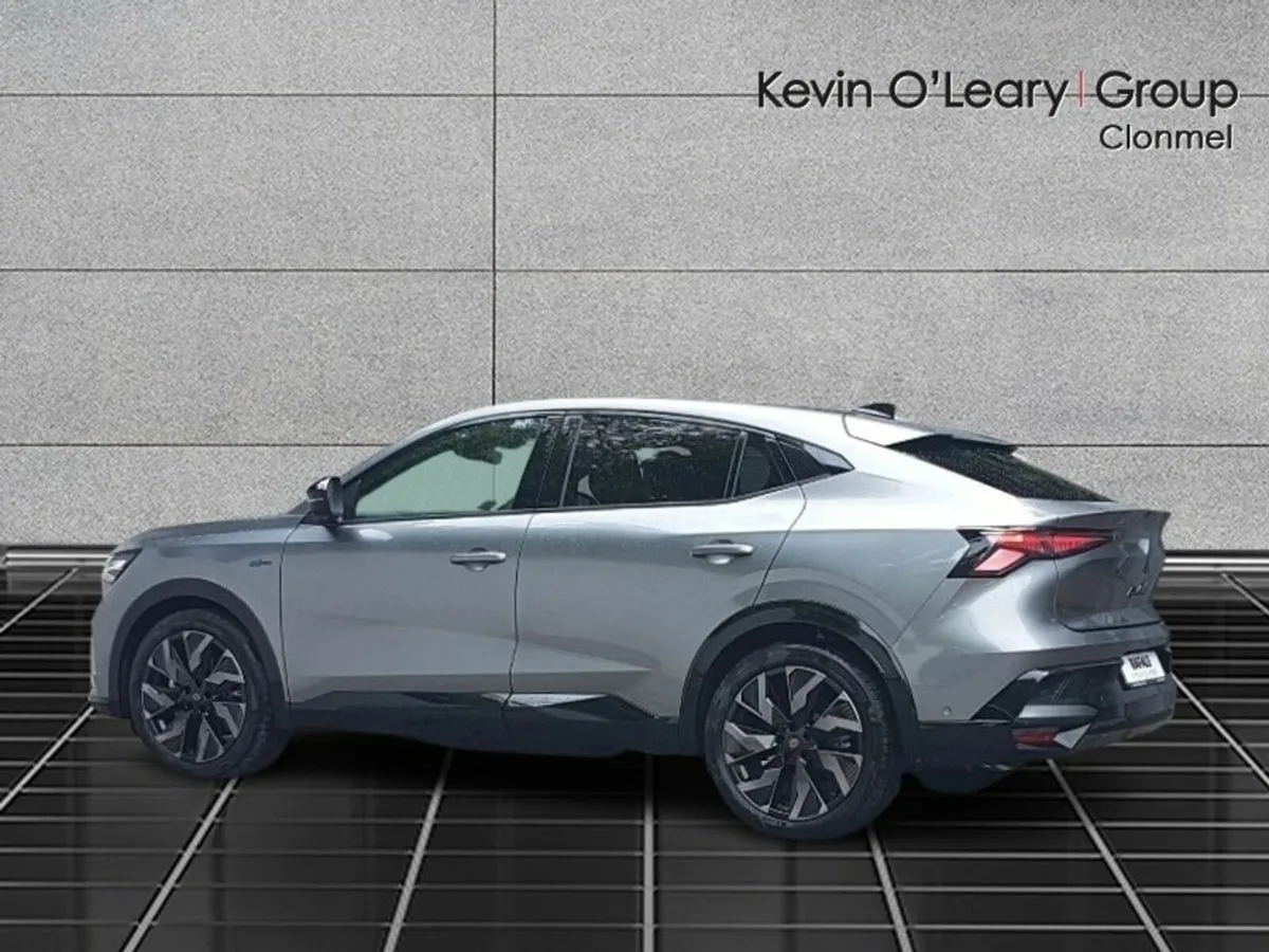 Renault Rafale E-TECH Hybrid 200 Auto esprit Alpin - Image 3