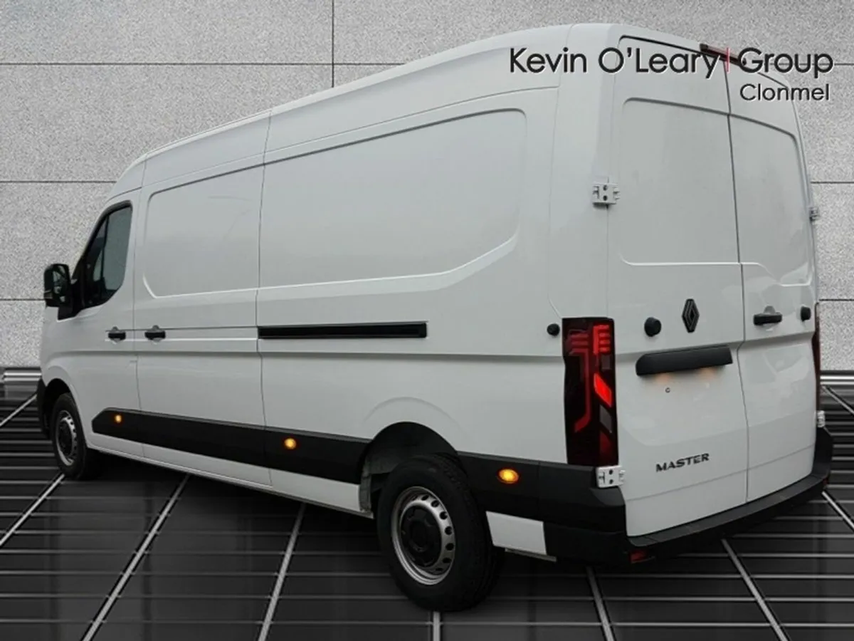 Renault Master MASTER LM35 START 130BHP - Image 3