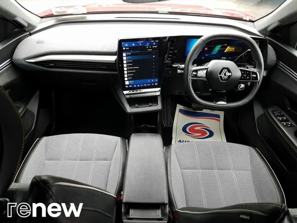 Renault Scenic E-Tech techno 87kWh 220hp - Image 2