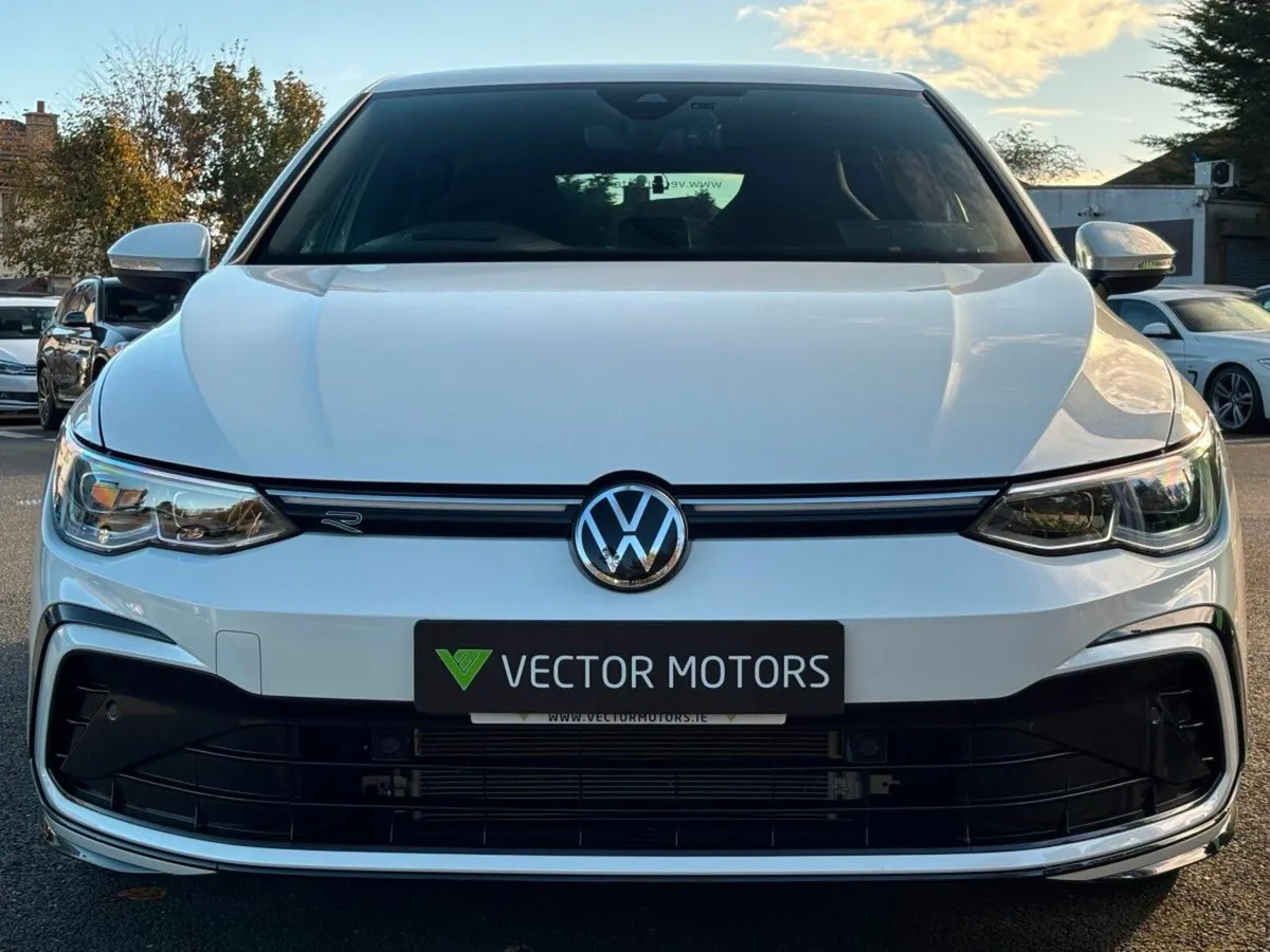 Volkswagen Golf R-LINE MK8 1.5 MHEV AUTO - Image 3