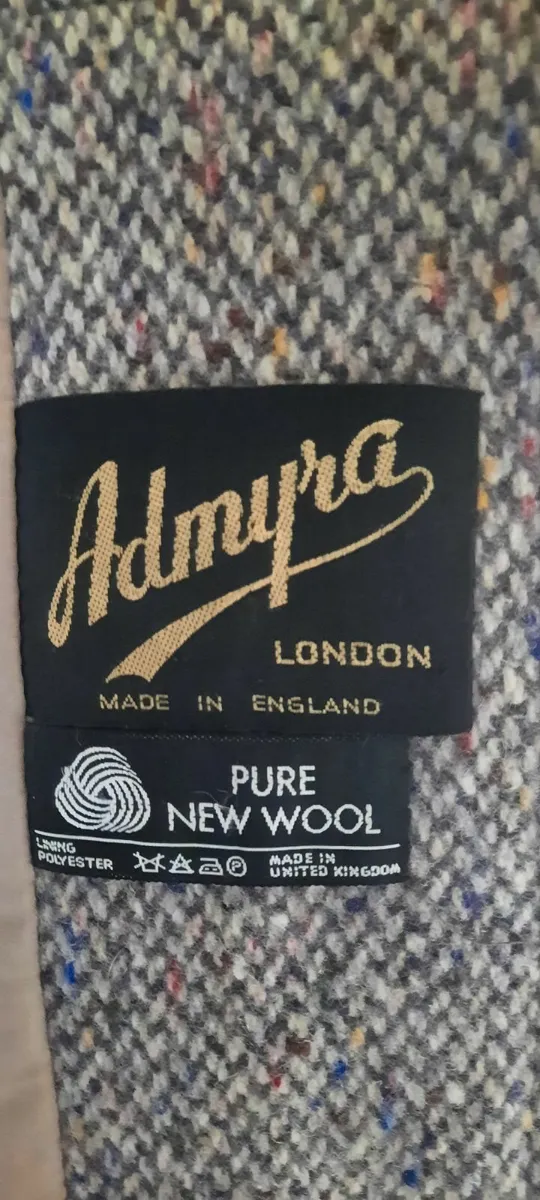 Tweet , woolen coat size 14 like new - Image 4