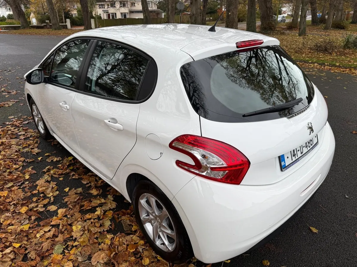 Peugeot 208 1.4 Diesel Active - Image 4