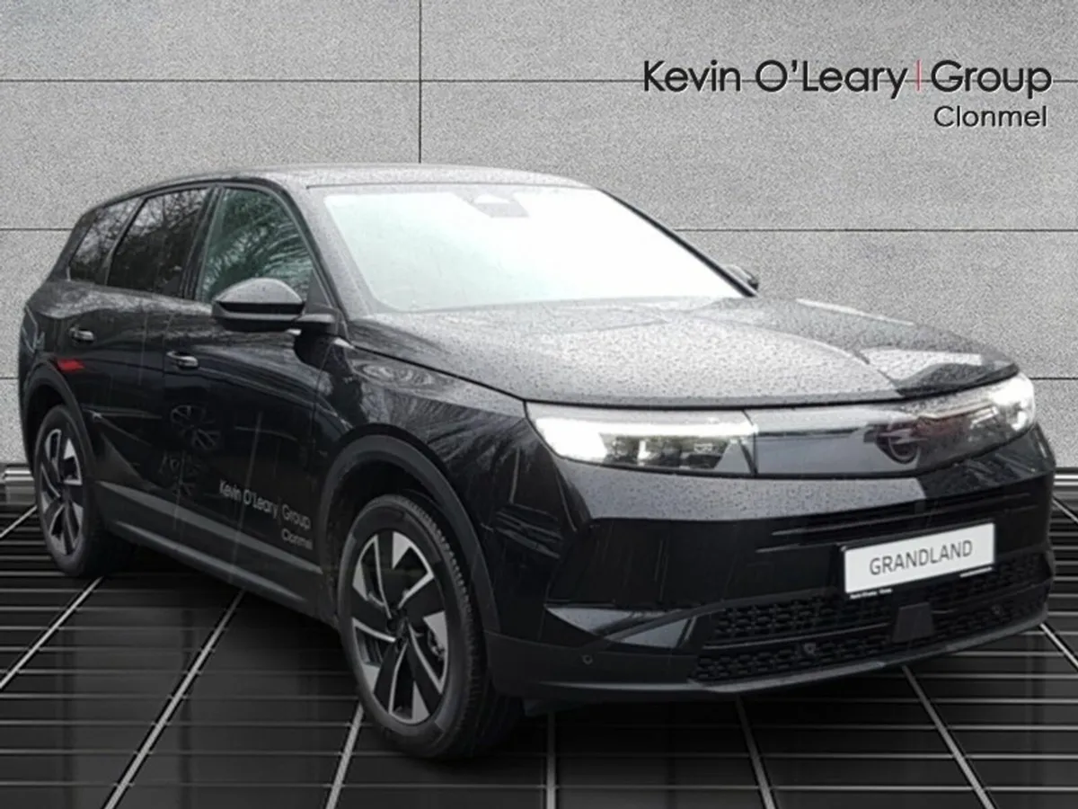 Opel Grandland GS PureTech 136 MHEV - Image 1