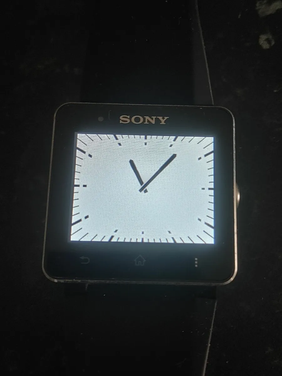 sony watch - Image 3