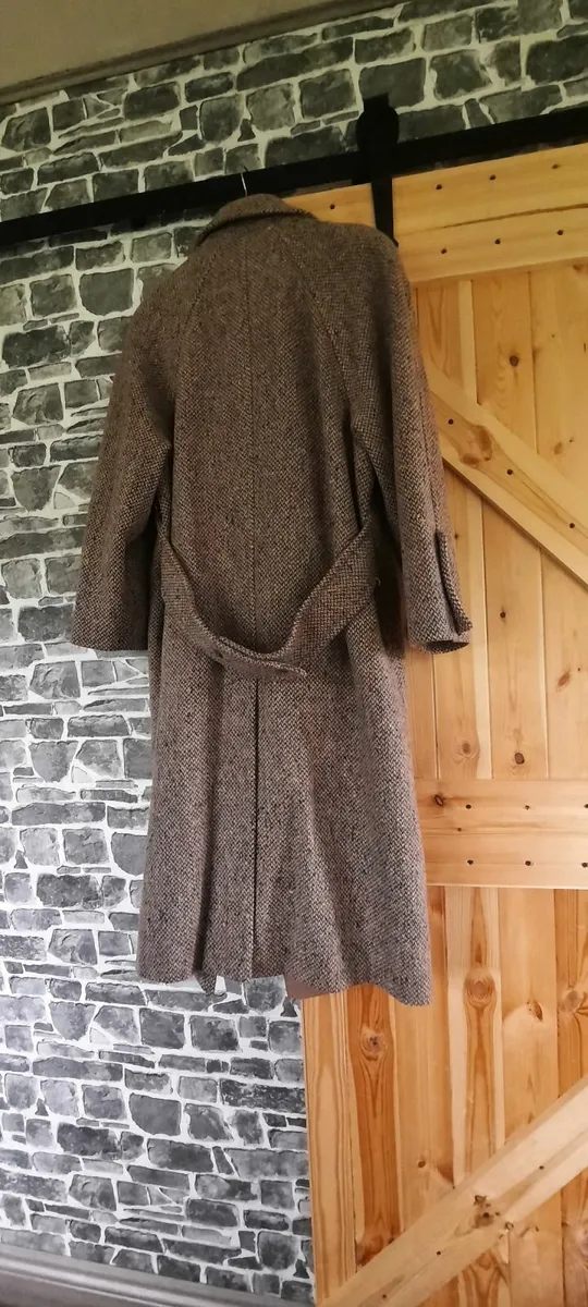 Tweet , woolen coat size 14 like new - Image 2