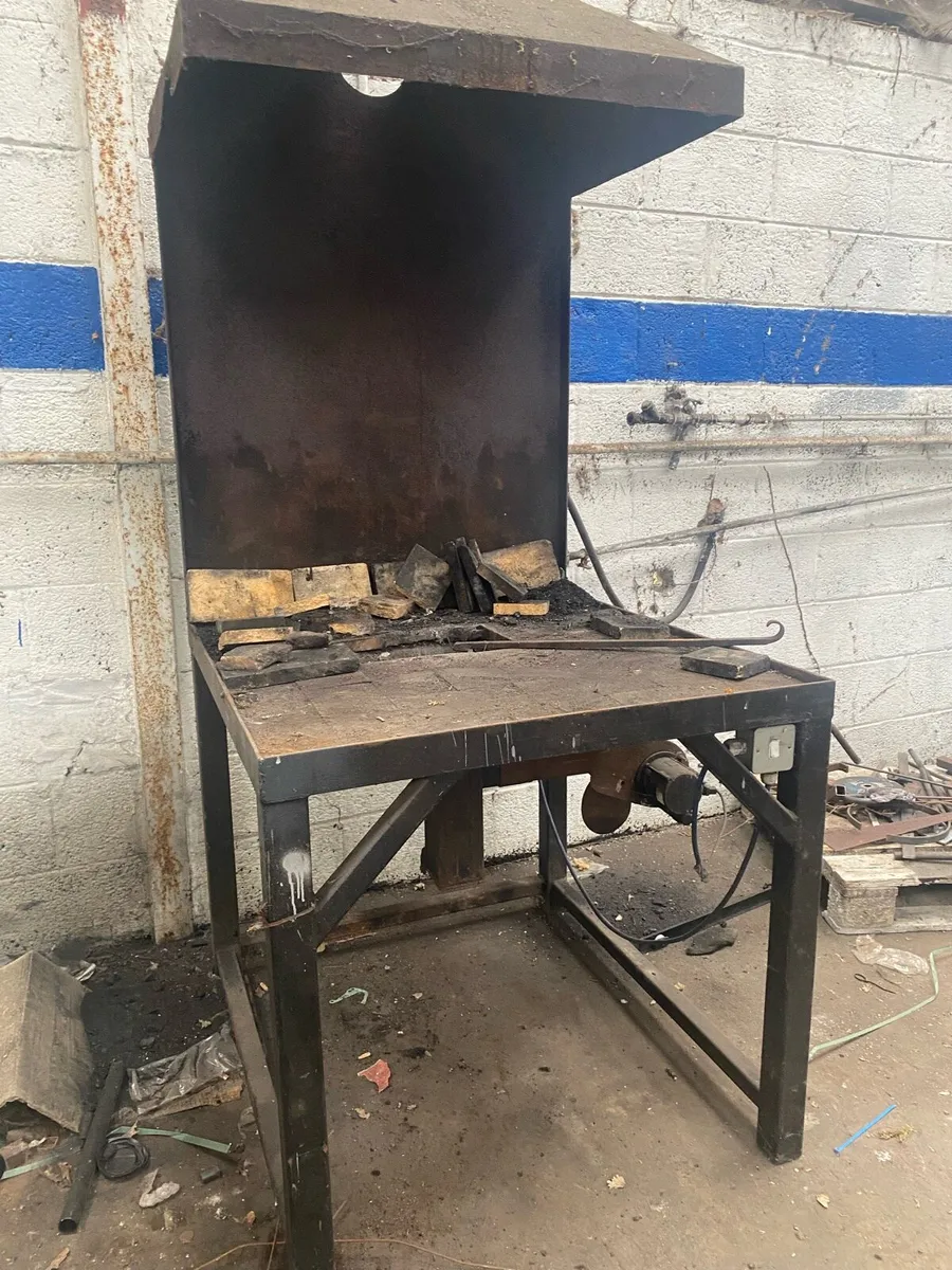 Blacksmith forge - Image 2