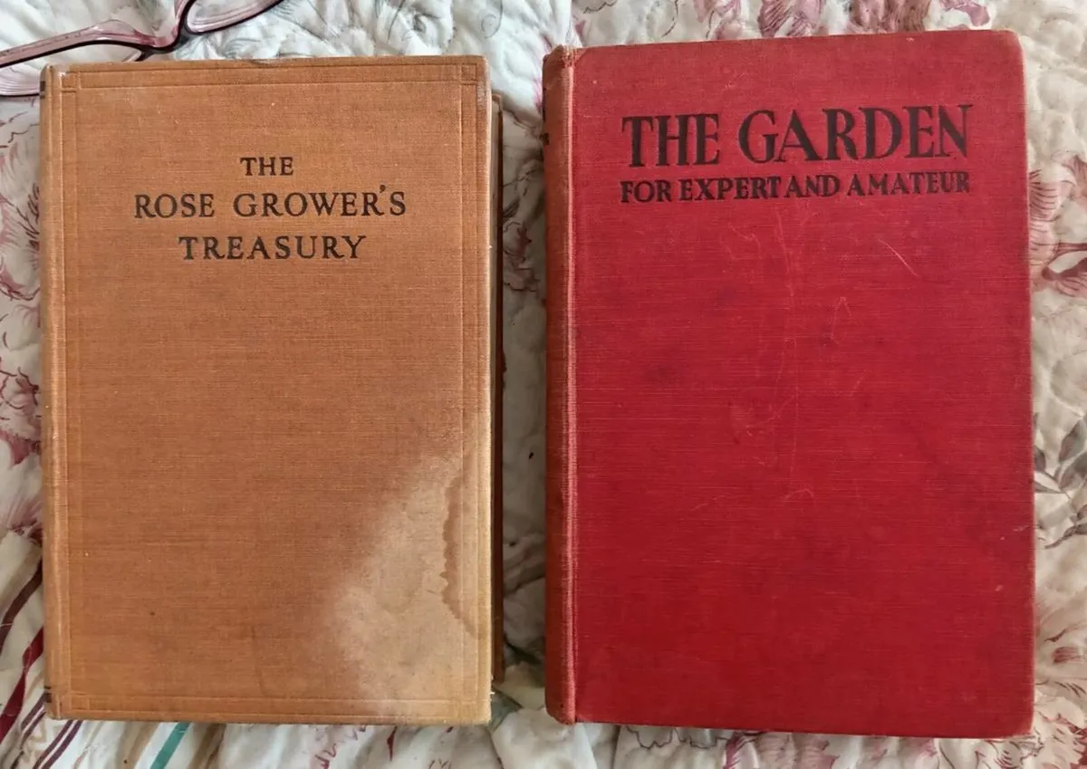 Two Old Gardening Books - Image 2