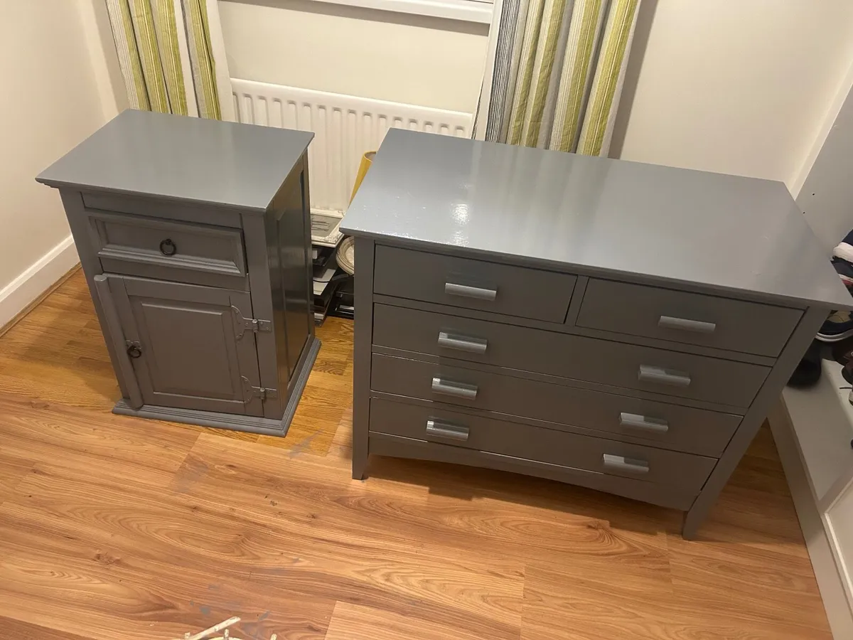 Bedroom furniture - Image 3