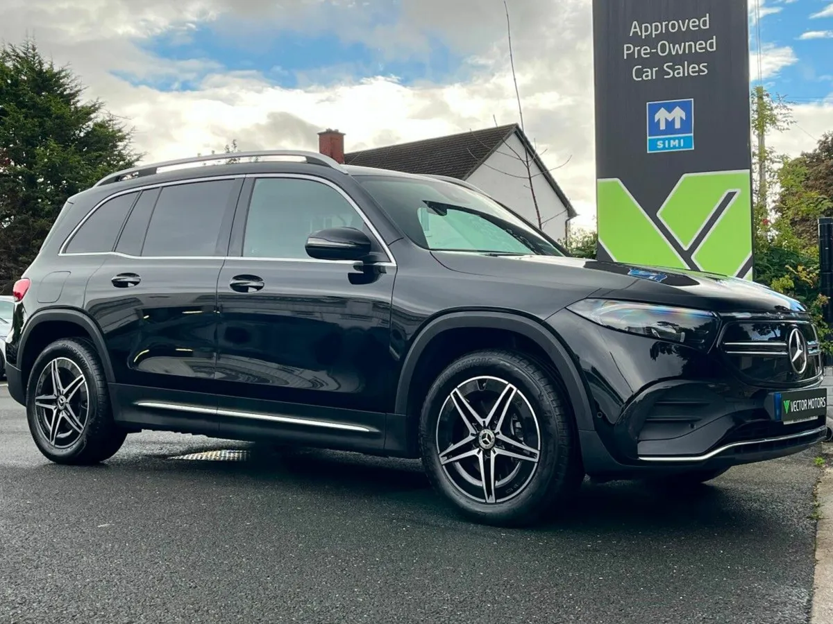 Mercedes-Benz EQB 350 AMG LINE 4MATIC - Image 1