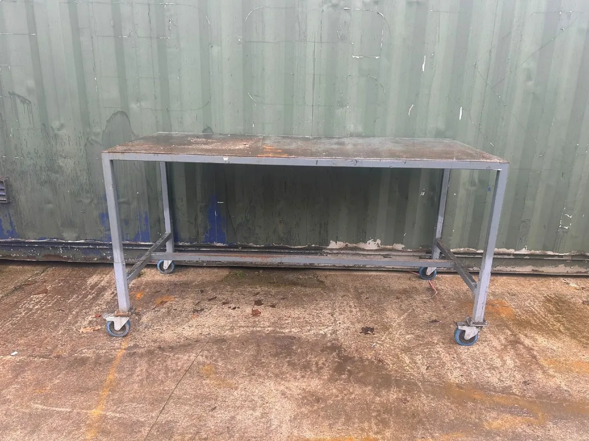 Steel work bench - Image 3