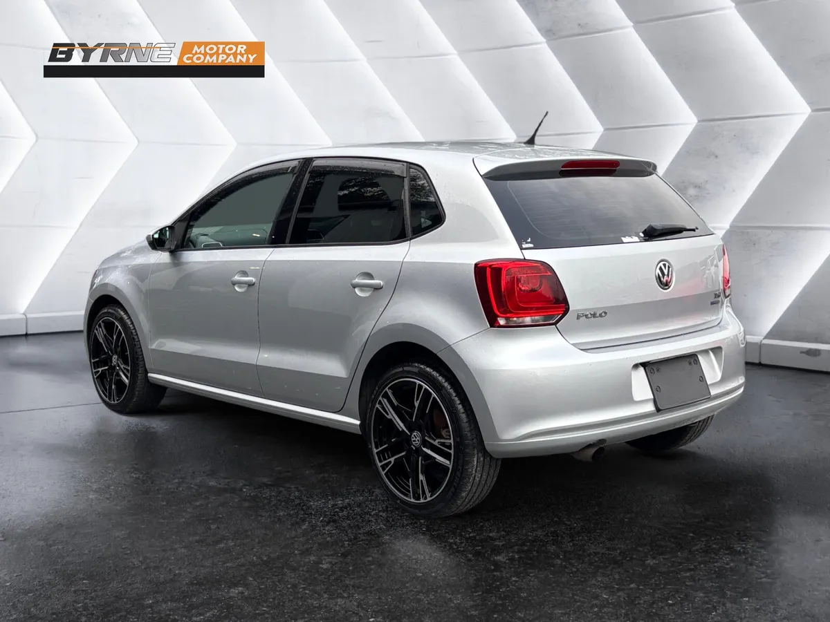 VOLKSWAGEN POLO 1.2 TSI AUTO 2013 - Image 2