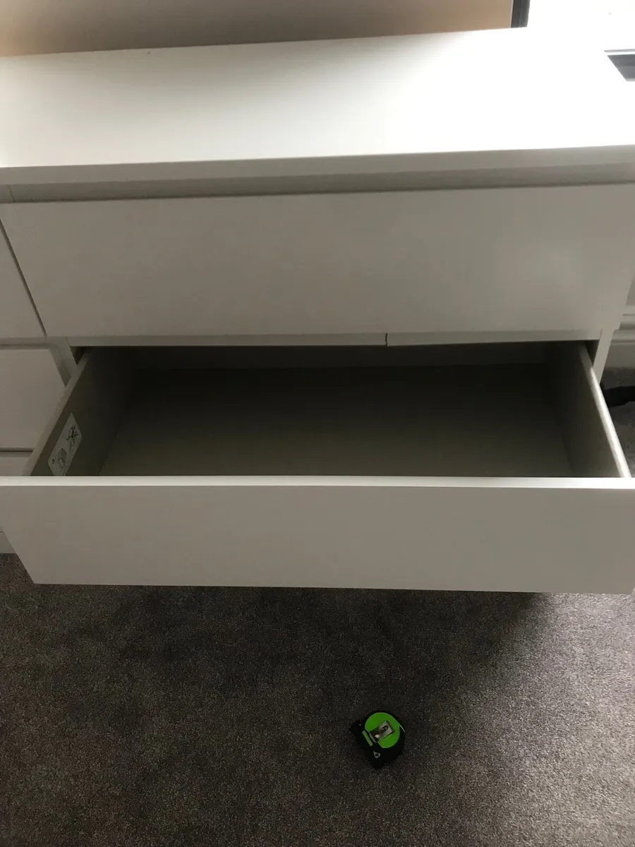 Drawers - Image 4