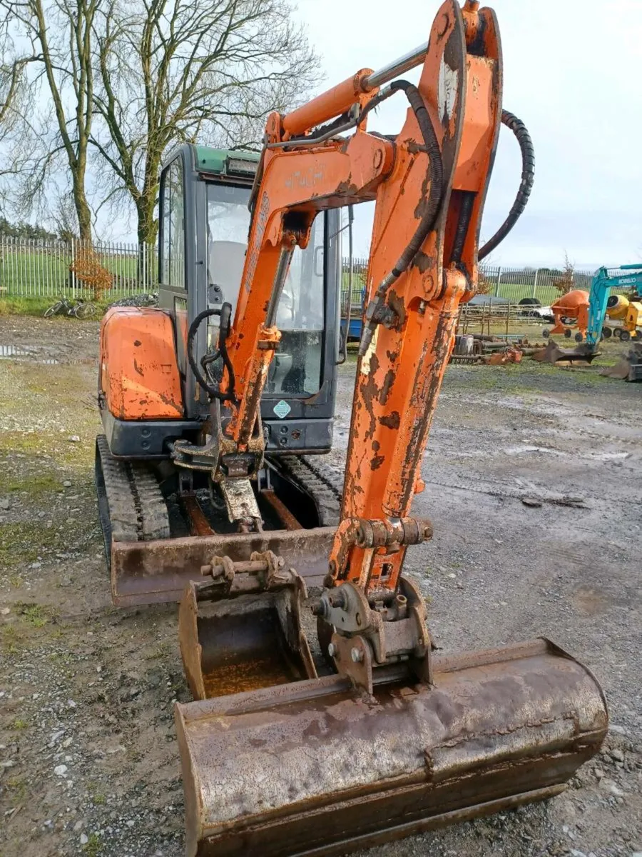 Hitachi Zaxis 27 - Image 3