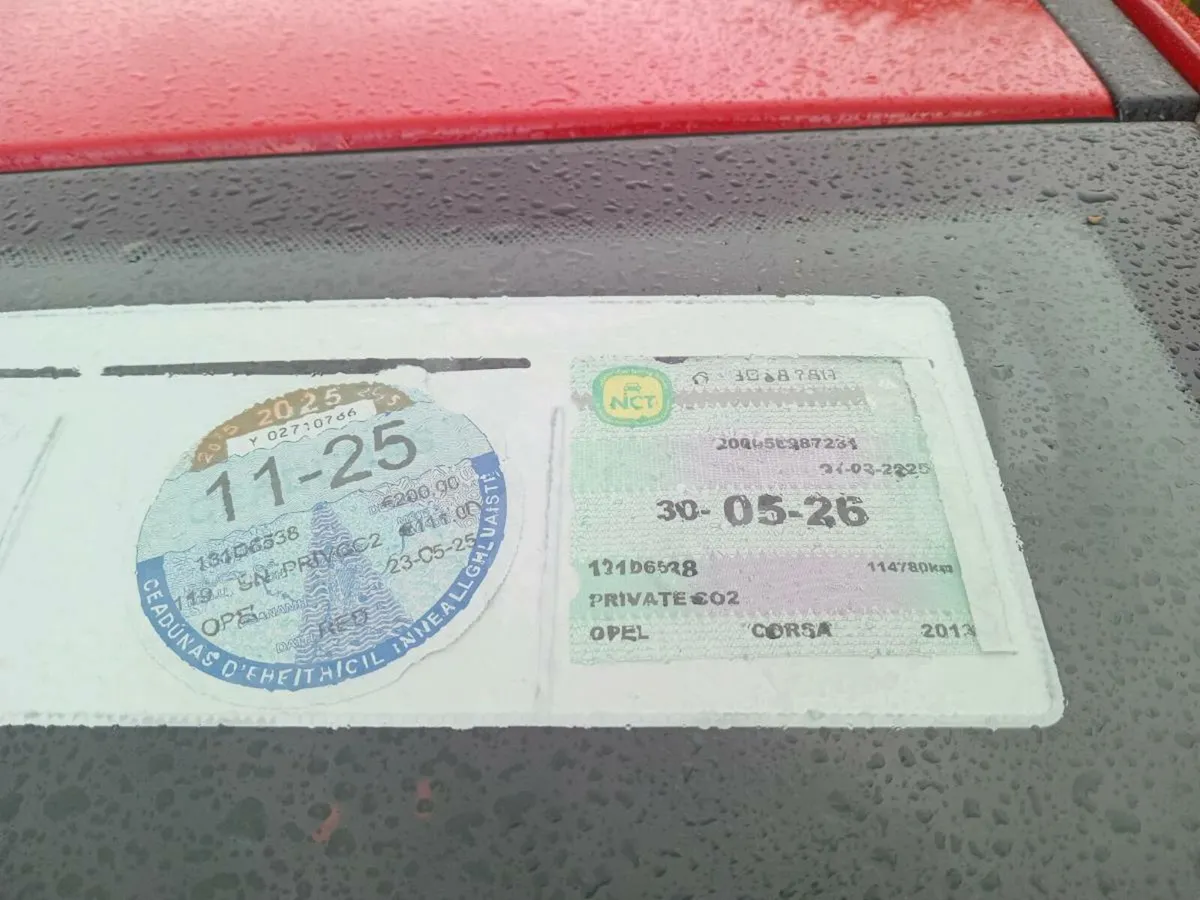 131 opel corsa 1.2 petrol  low kilmoters  nct  tax - Image 2