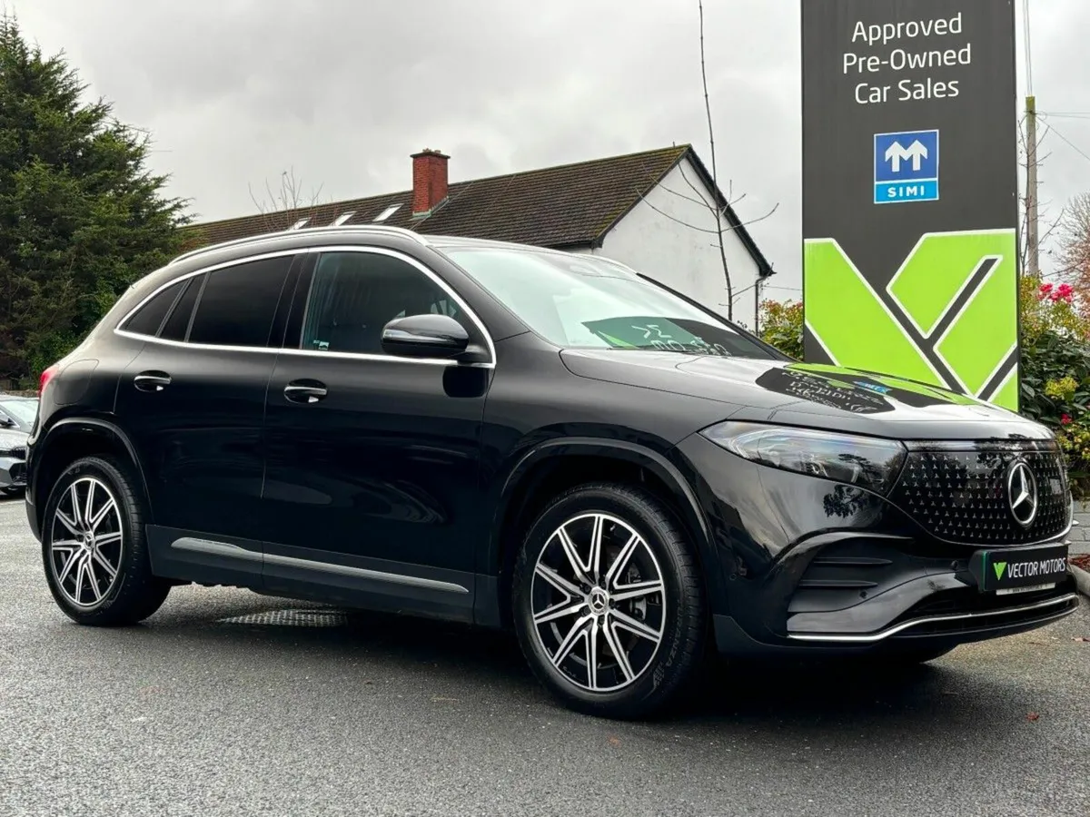 Mercedes-Benz EQA 250+ AMG LINE EXECUTIVE - Image 1