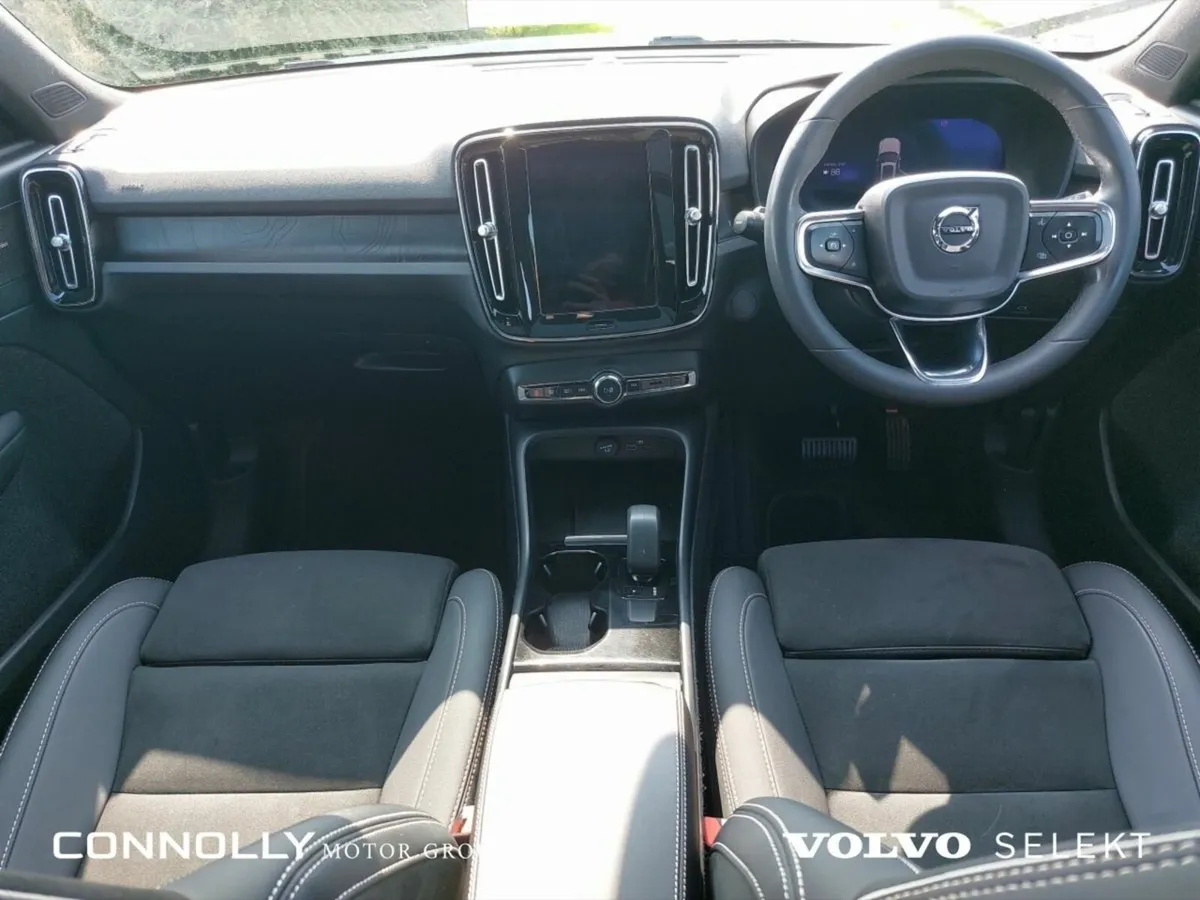 Volvo XC40 BEV 231hp Ultimate €279pm - Image 4