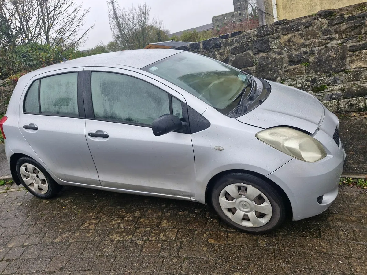 Toyota Yaris 2006 - Image 1