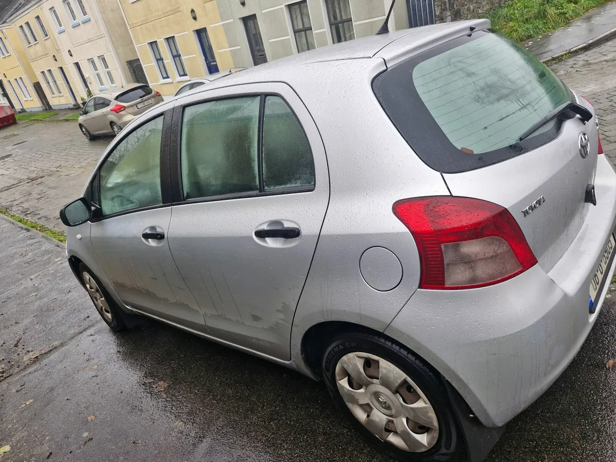 Toyota Yaris 2006 - Image 3