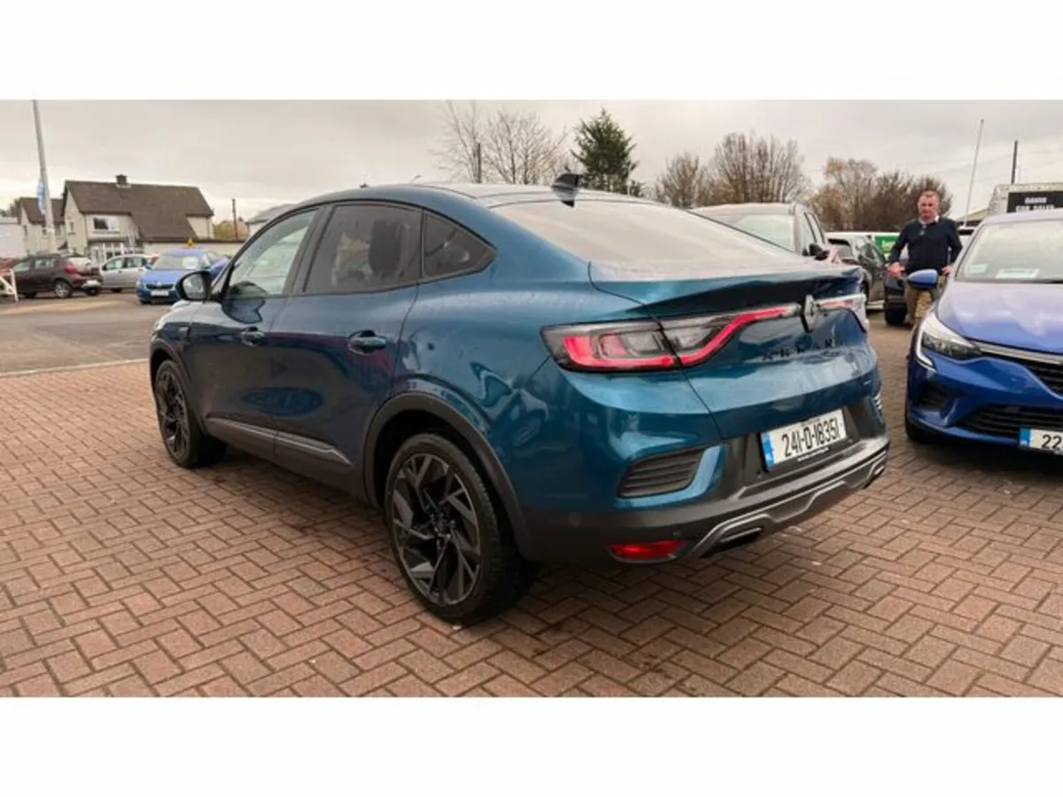Renault Arkana Esprit Alpine E-tech Hybrid 14 - Image 3