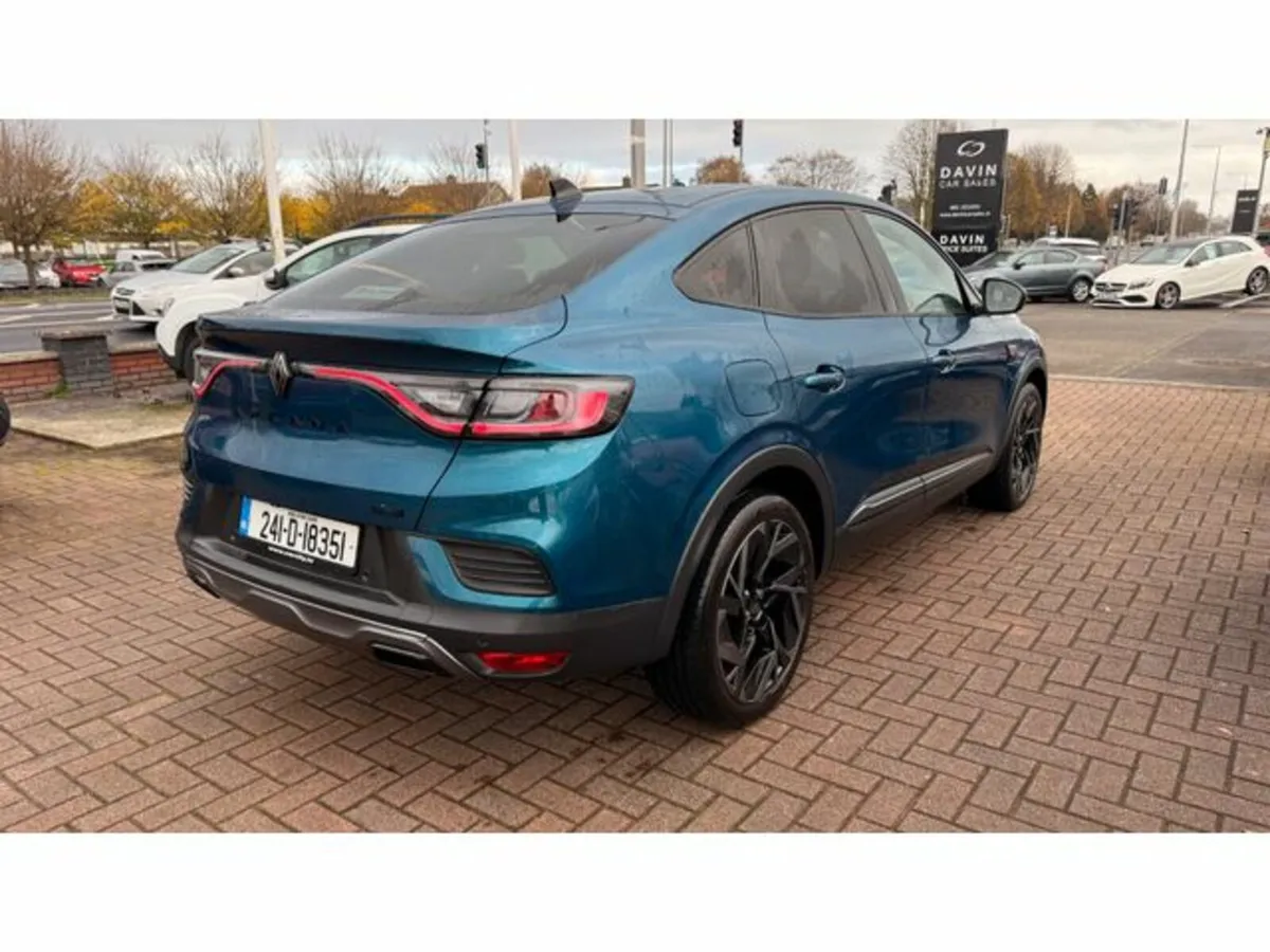 Renault Arkana Esprit Alpine E-tech Hybrid 14 - Image 4