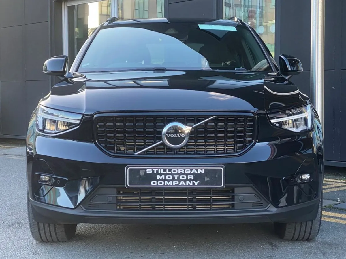Volvo XC40 T4 Plus Recharge Auto (PHEV) - Image 2