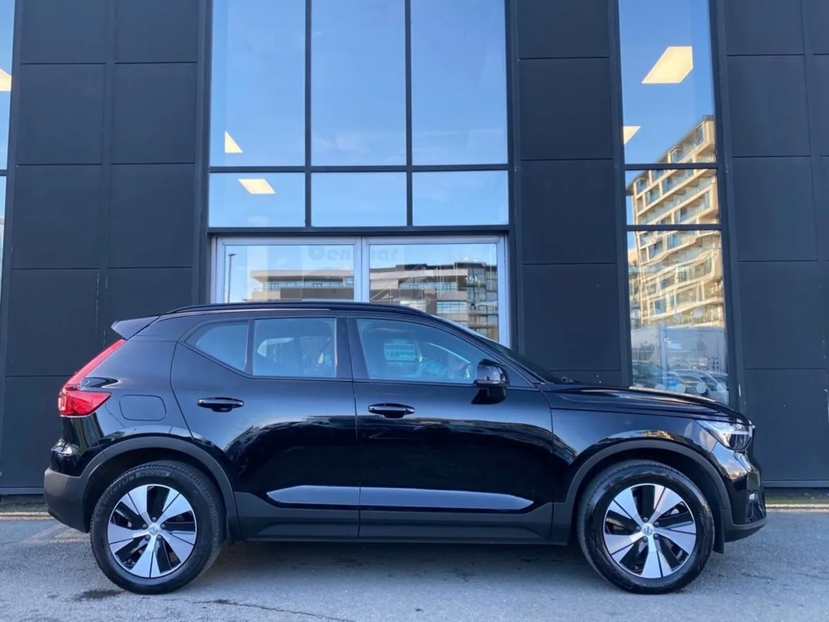 Volvo XC40 T4 Plus Recharge Auto (PHEV) - Image 4