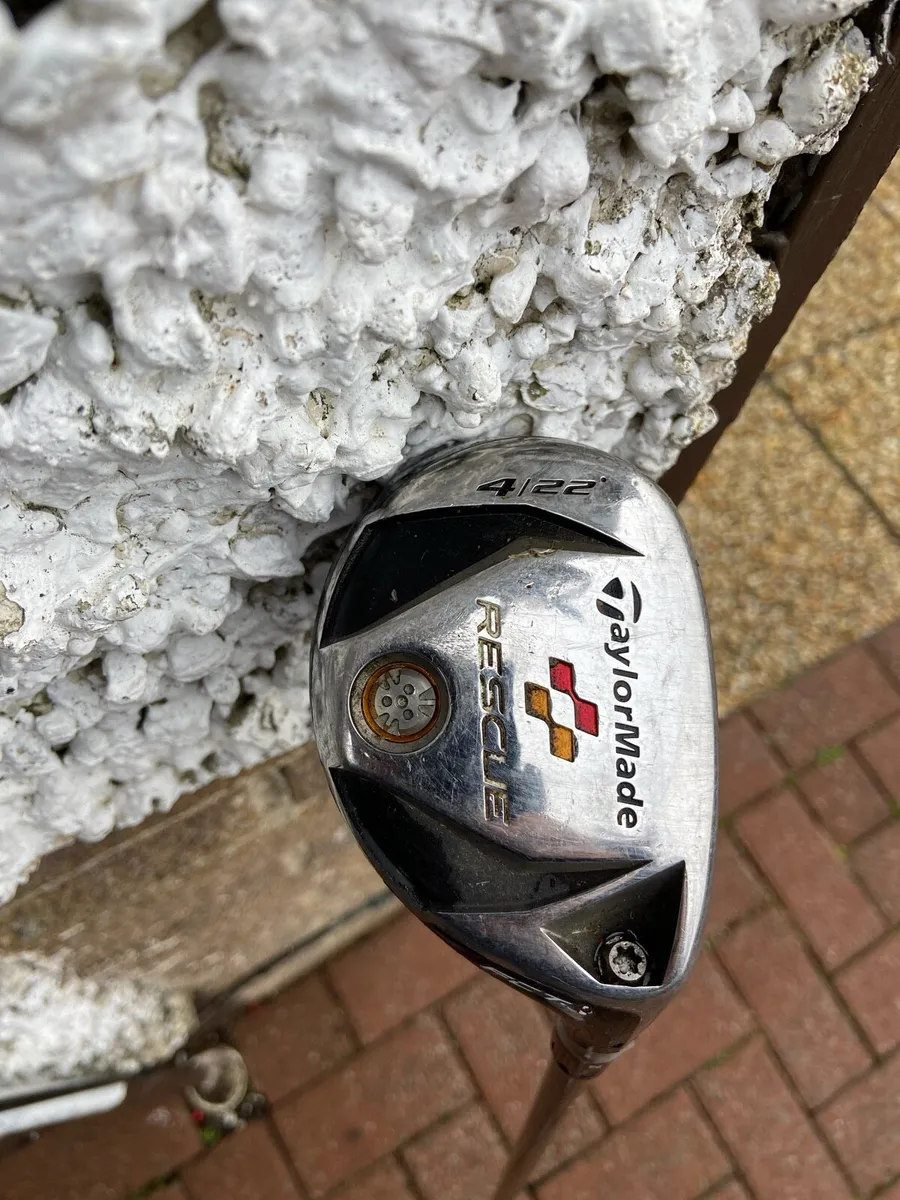Taylormade.  Rescue. 4 - Image 1