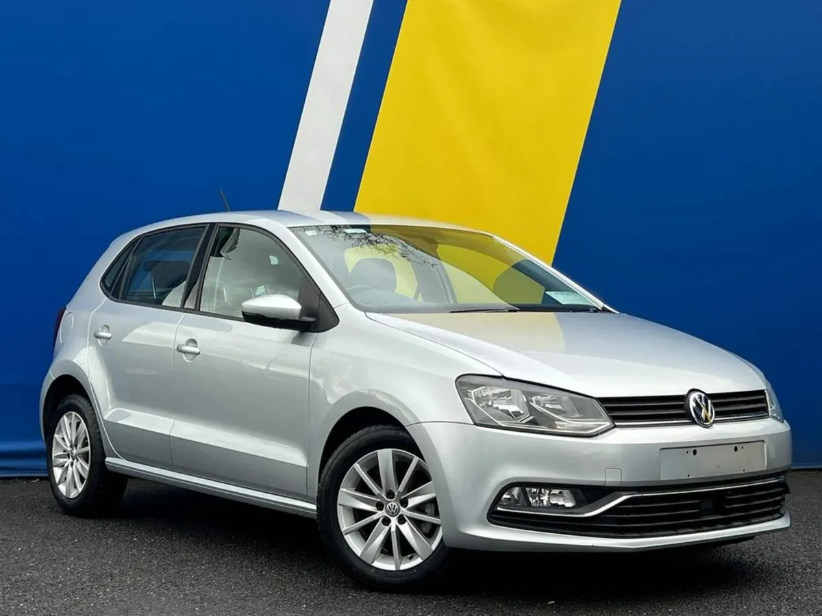 Volkswagen Polo COMFORTLINE 1.2 TSI AUTO // VERY L - Image 1