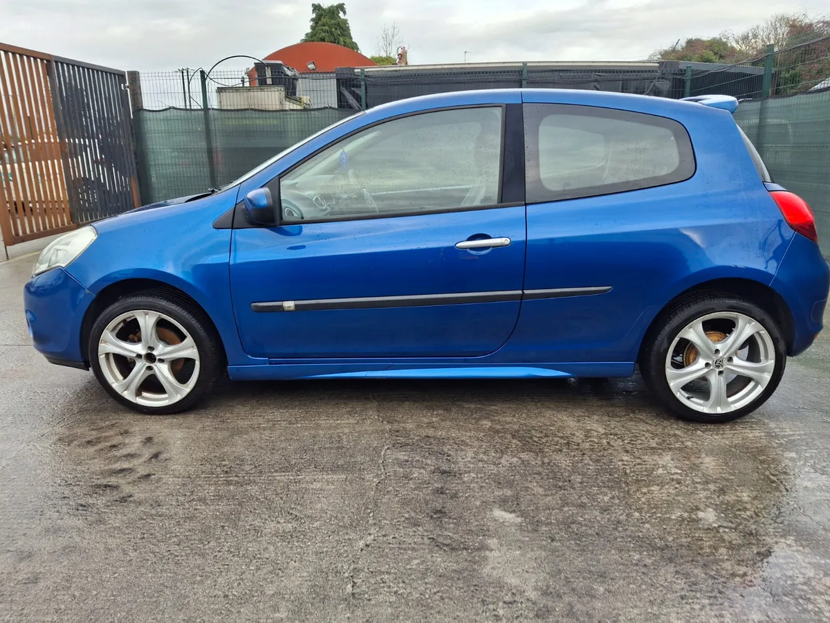 2011 Renault Clio  1.2 Petrol - Image 3