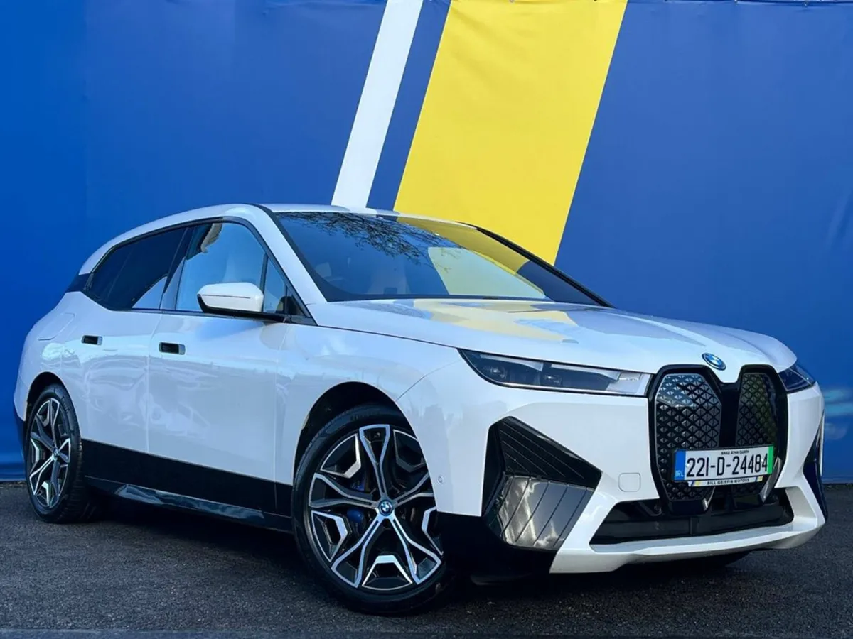 BMW iX XDRIVE40E PREMIUM ** MASSIVE SPEC ** // HAR - Image 1