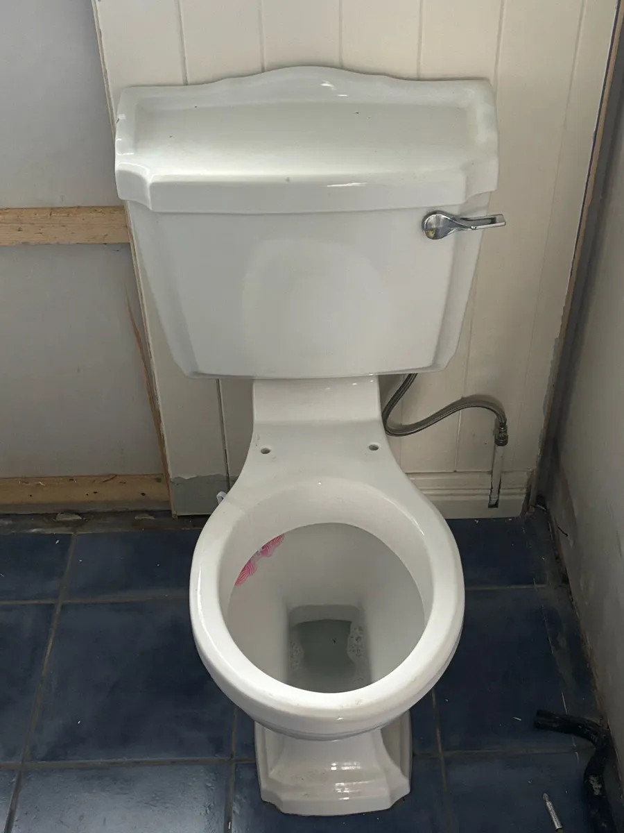 Bathroom Set - Image 3