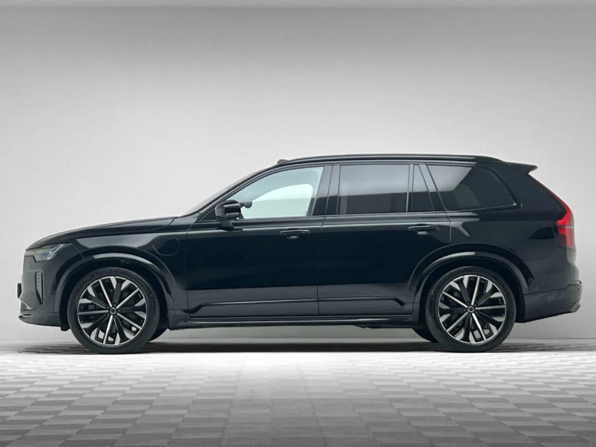 Volvo XC90 ULTRA T8 RECHARGE 2.0 PHEV *7 SEATER* - Image 4