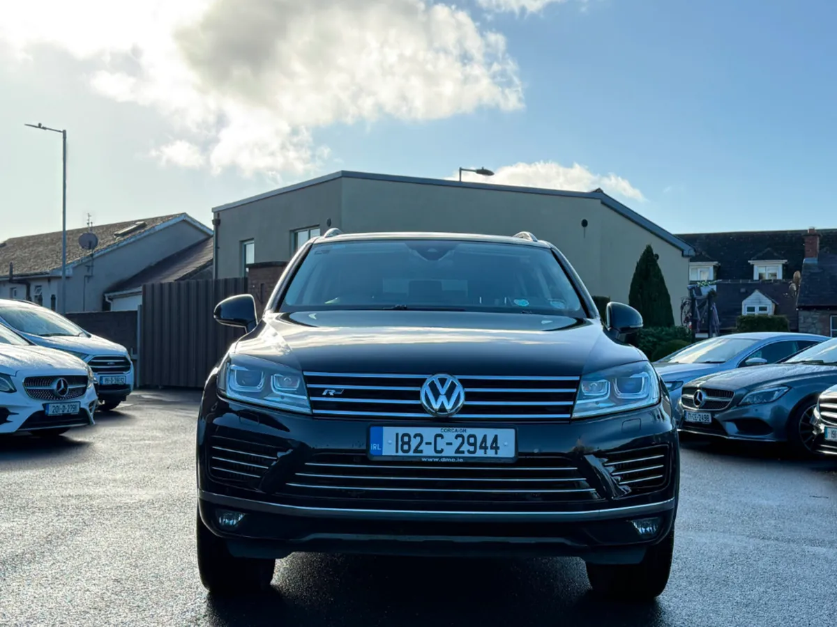 Volkswagen Touareg 3.0TDI 262BHP V6 R-LINE AUTO *L - Image 2