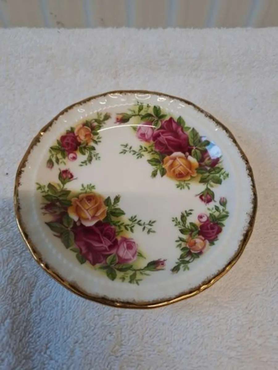 Royal Albert small plate - Image 3