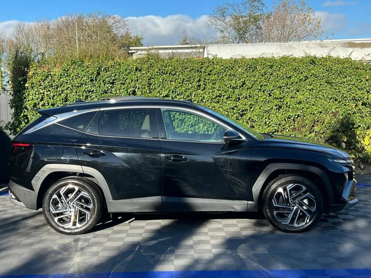 Hyundai Tucson PLATINUM 1.6 PLUG-IN HYBRID // OPEN - Image 4