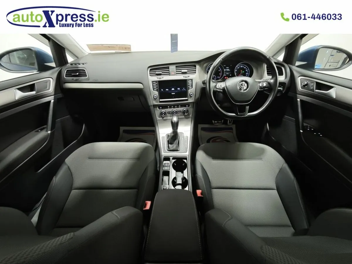 Volkswagen Golf 1.2 TSI Automatic, Reversing camer - Image 4