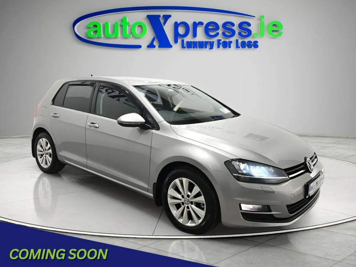 Volkswagen Golf 1.2 TSI Automatic, Reversing camer - Image 1