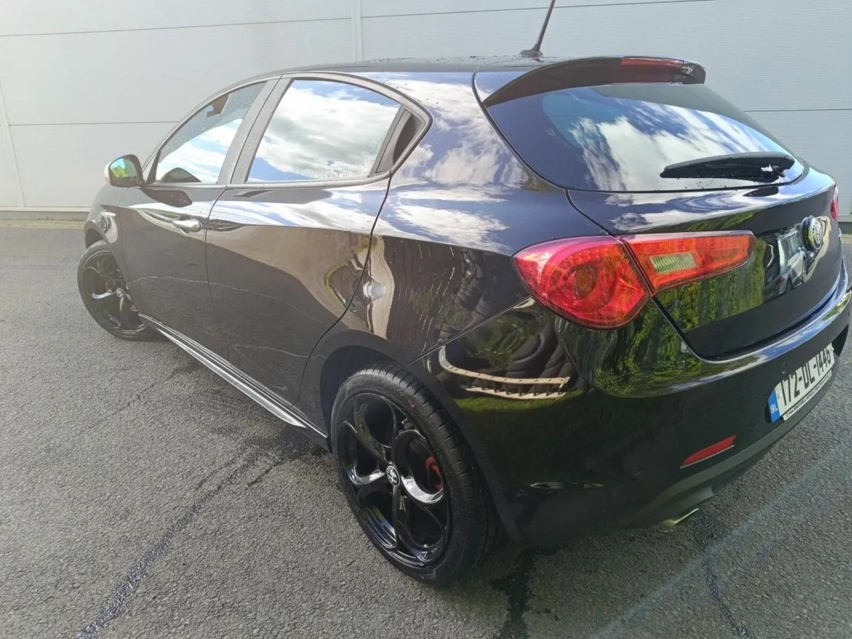 Alfa Romeo Giulietta 1.6JTD 120hp Giulietta Sport - Image 3